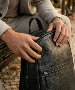 Sac à Dos en Cuir Grainé Noir